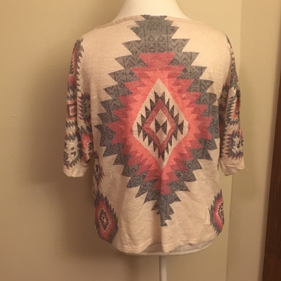 Aztec design shirt - Picture 2 of 3